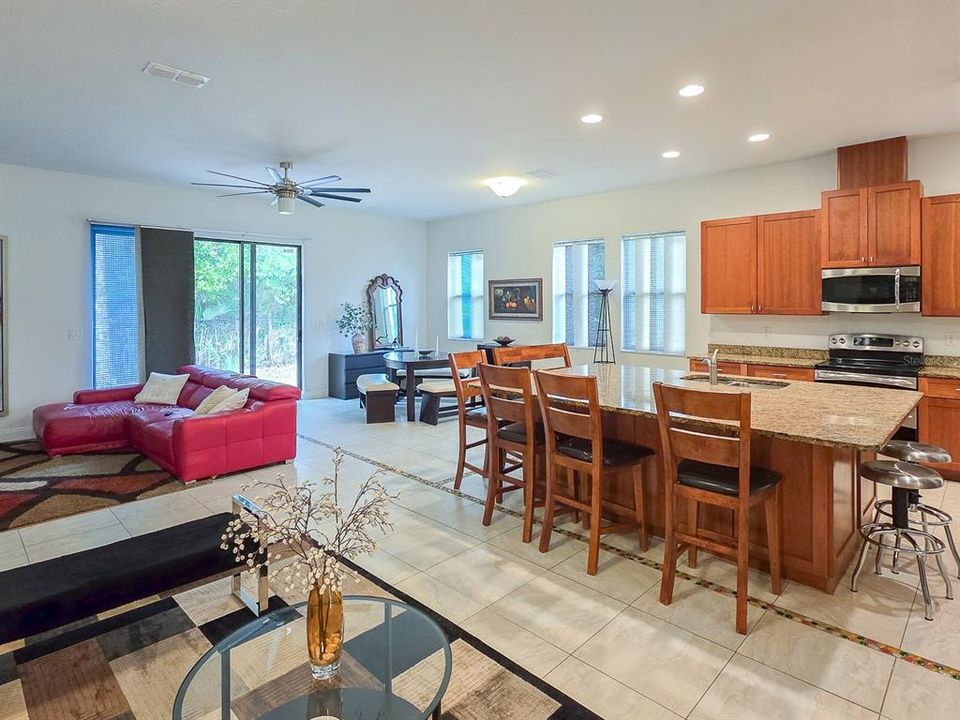 En Venta: $949,000 (4 camas, 3 baños, 3344 Pies cuadrados)