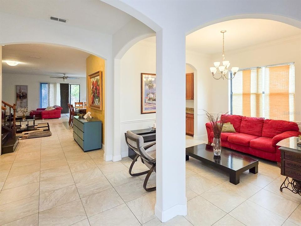 En Venta: $949,000 (4 camas, 3 baños, 3344 Pies cuadrados)