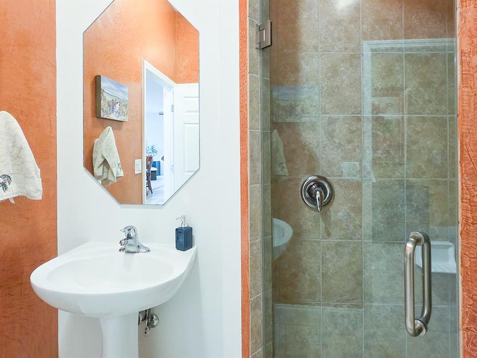 En Venta: $949,000 (4 camas, 3 baños, 3344 Pies cuadrados)