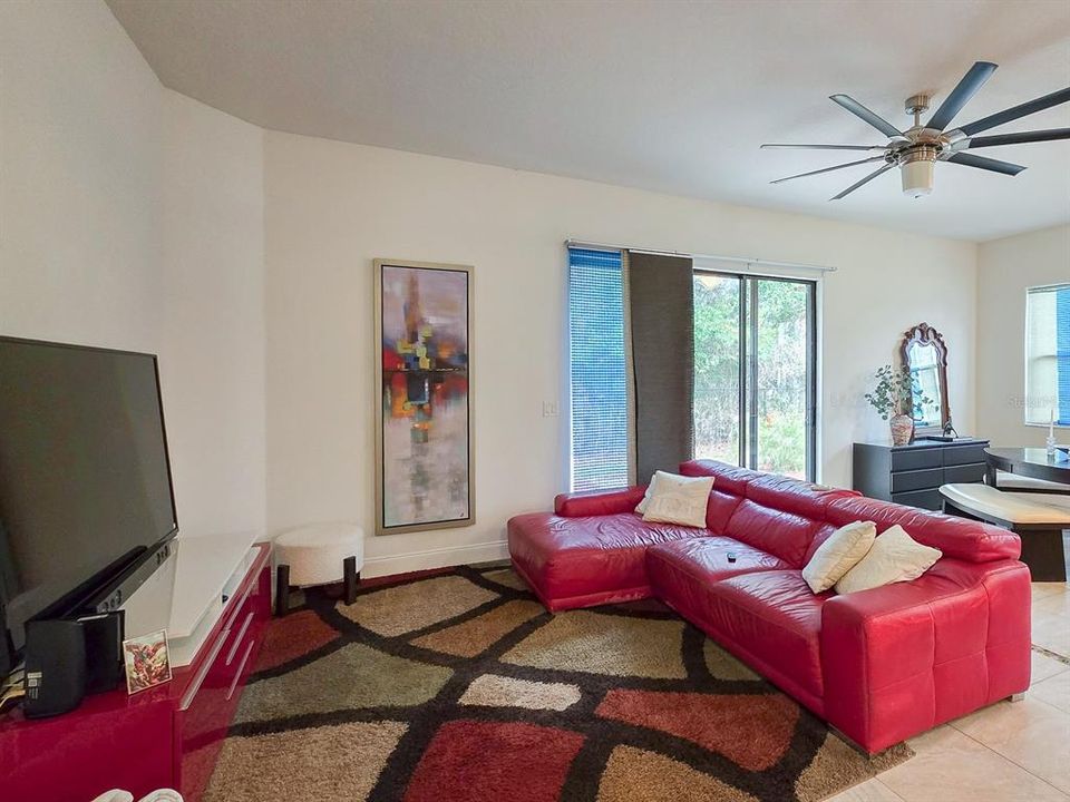 En Venta: $949,000 (4 camas, 3 baños, 3344 Pies cuadrados)