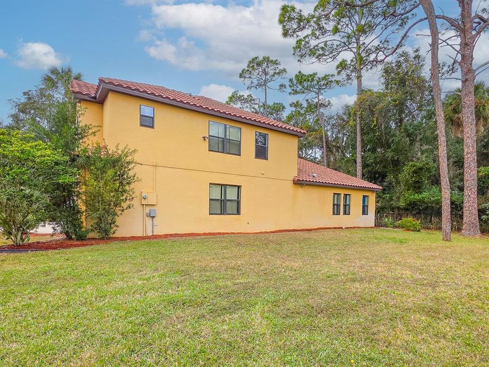 En Venta: $949,000 (4 camas, 3 baños, 3344 Pies cuadrados)