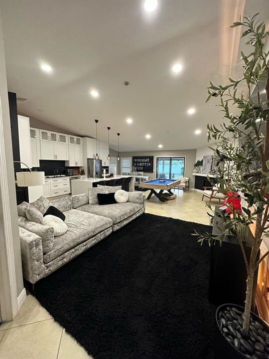 En Renta: $2,800 (3 camas, 2 baños, 1499 Pies cuadrados)