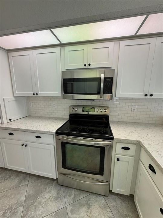 В аренду: $2,990 (3 спален, 2 ванн, 2490 Квадратных фут)