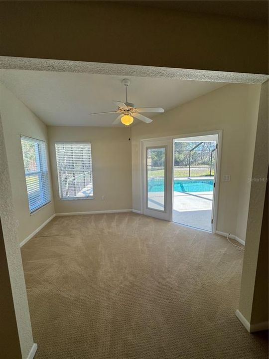 В аренду: $2,990 (3 спален, 2 ванн, 2490 Квадратных фут)