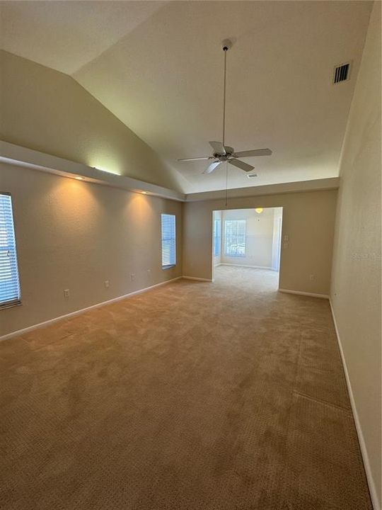 В аренду: $2,990 (3 спален, 2 ванн, 2490 Квадратных фут)