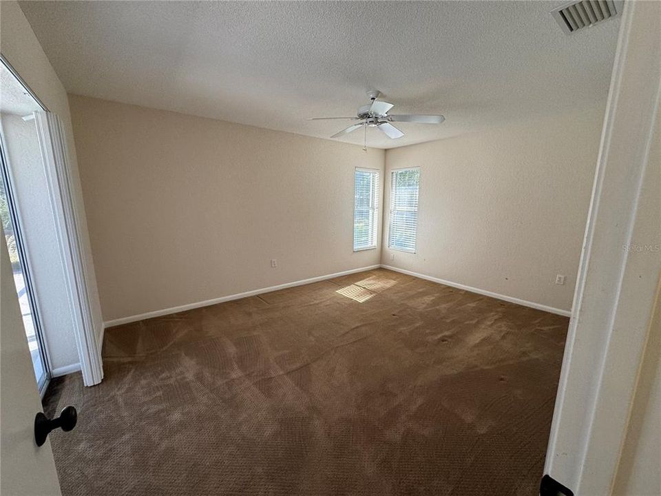 В аренду: $2,990 (3 спален, 2 ванн, 2490 Квадратных фут)