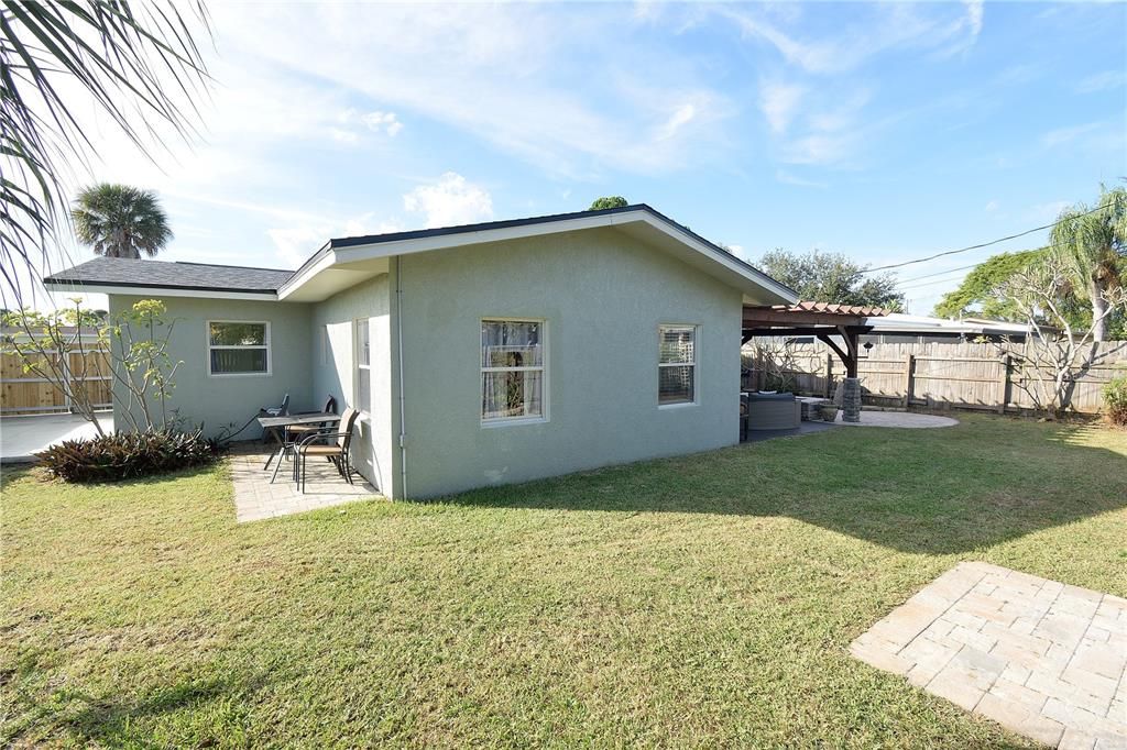 En Venta: $290,000 (3 camas, 2 baños, 1463 Pies cuadrados)