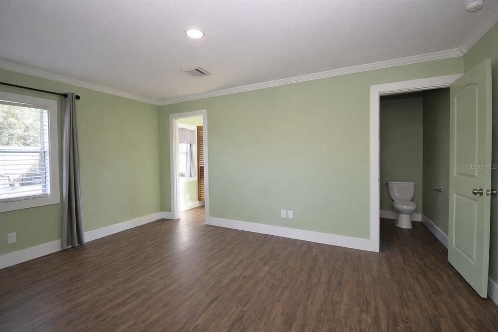 En Venta: $290,000 (3 camas, 2 baños, 1463 Pies cuadrados)