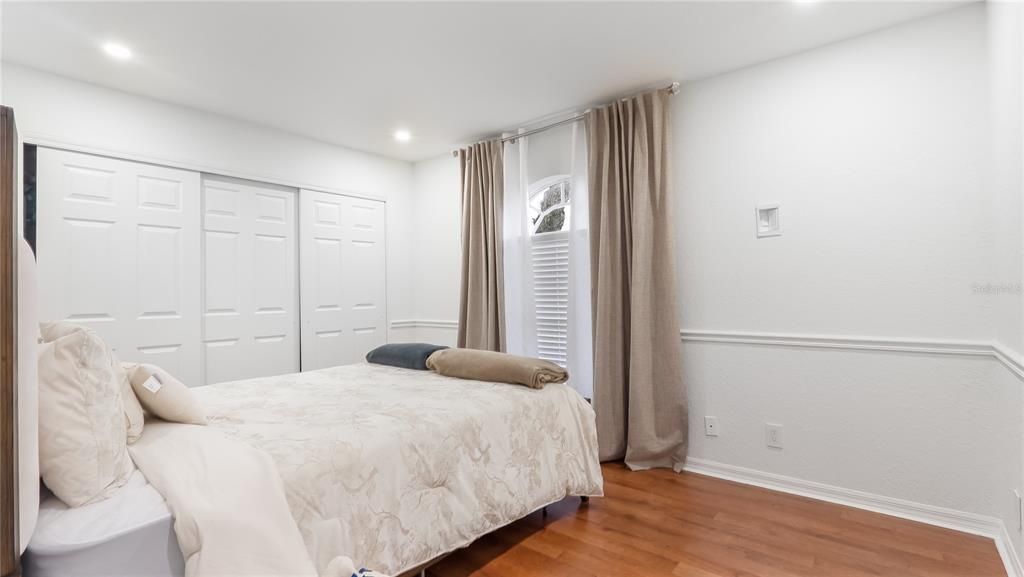 На продажу: $640,000 (3 спален, 2 ванн, 1970 Квадратных фут)