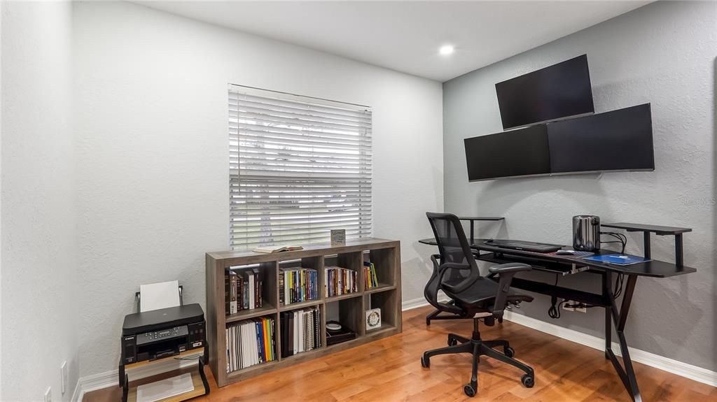 На продажу: $640,000 (3 спален, 2 ванн, 1970 Квадратных фут)