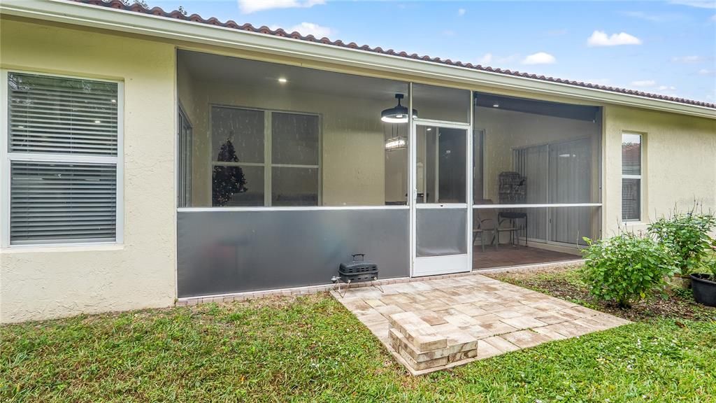 На продажу: $640,000 (3 спален, 2 ванн, 1970 Квадратных фут)