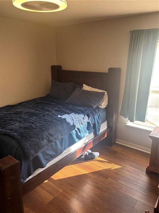 For Sale: $235,000 (3 beds, 2 baths, 1617 Square Feet)