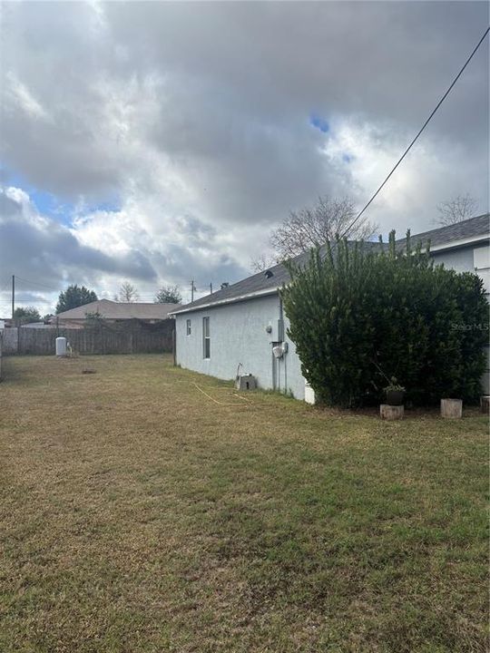 For Sale: $235,000 (3 beds, 2 baths, 1617 Square Feet)