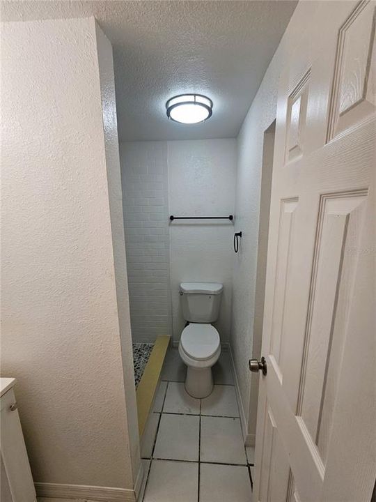 For Rent: $1,200 (1 beds, 1 baths, 539 Square Feet)