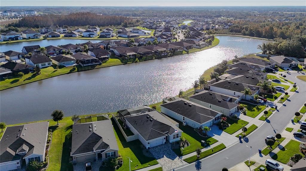 For Sale: $464,990 (2 beds, 2 baths, 1722 Square Feet)