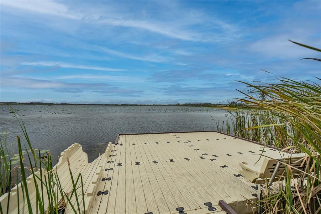 For Sale: $464,990 (2 beds, 2 baths, 1722 Square Feet)