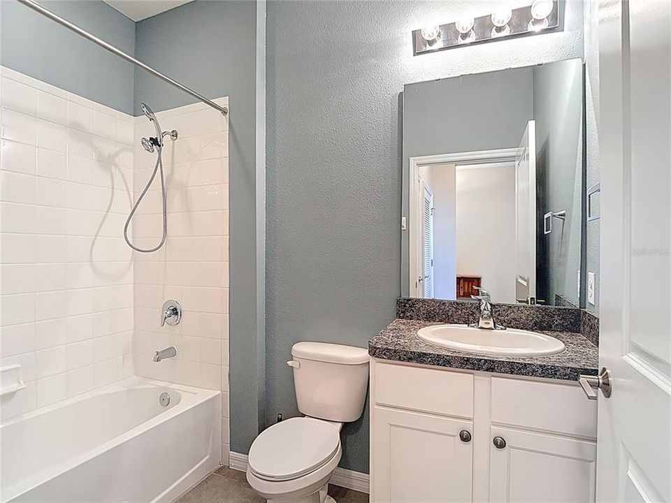 For Sale: $464,990 (2 beds, 2 baths, 1722 Square Feet)