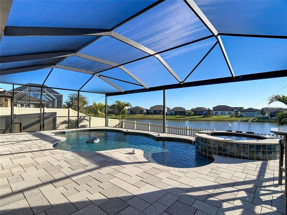 For Sale: $464,990 (2 beds, 2 baths, 1722 Square Feet)