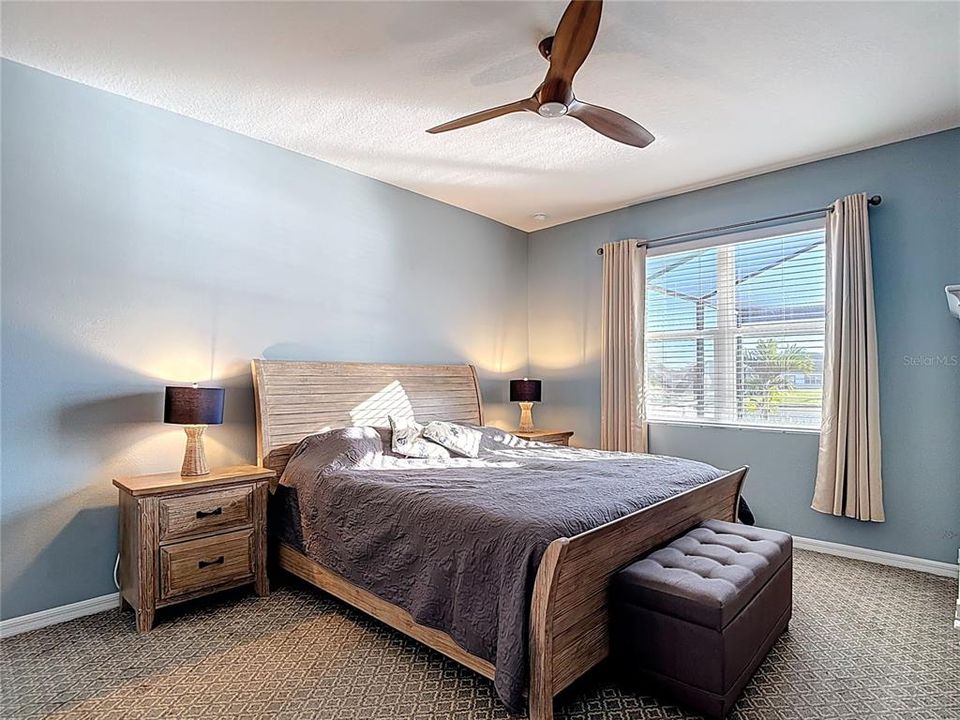 For Sale: $464,990 (2 beds, 2 baths, 1722 Square Feet)