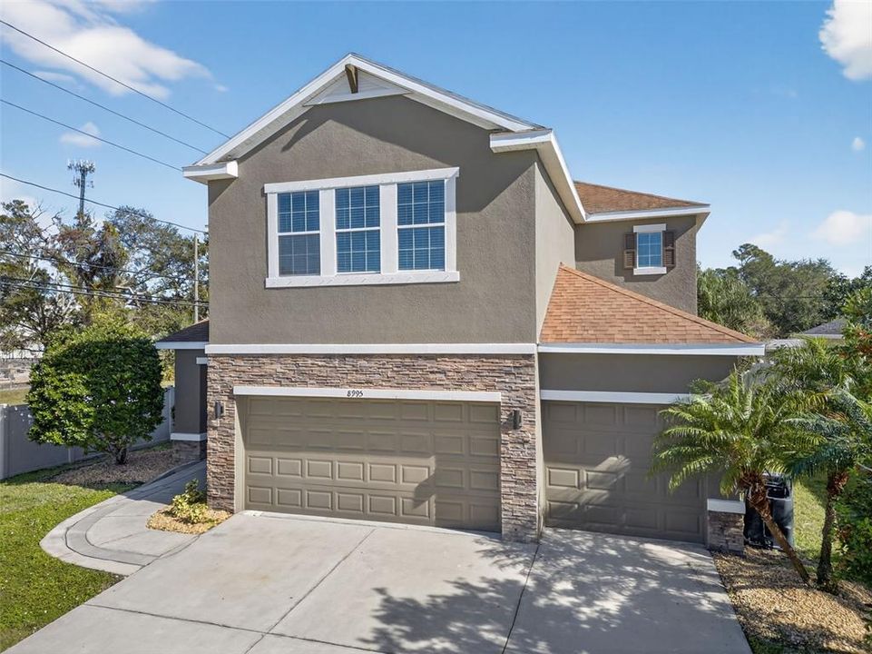 待售: $850,000 (5 贝兹, 4 浴室, 3052 平方英尺)