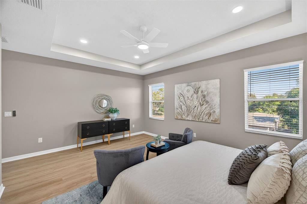 待售: $850,000 (5 贝兹, 4 浴室, 3052 平方英尺)