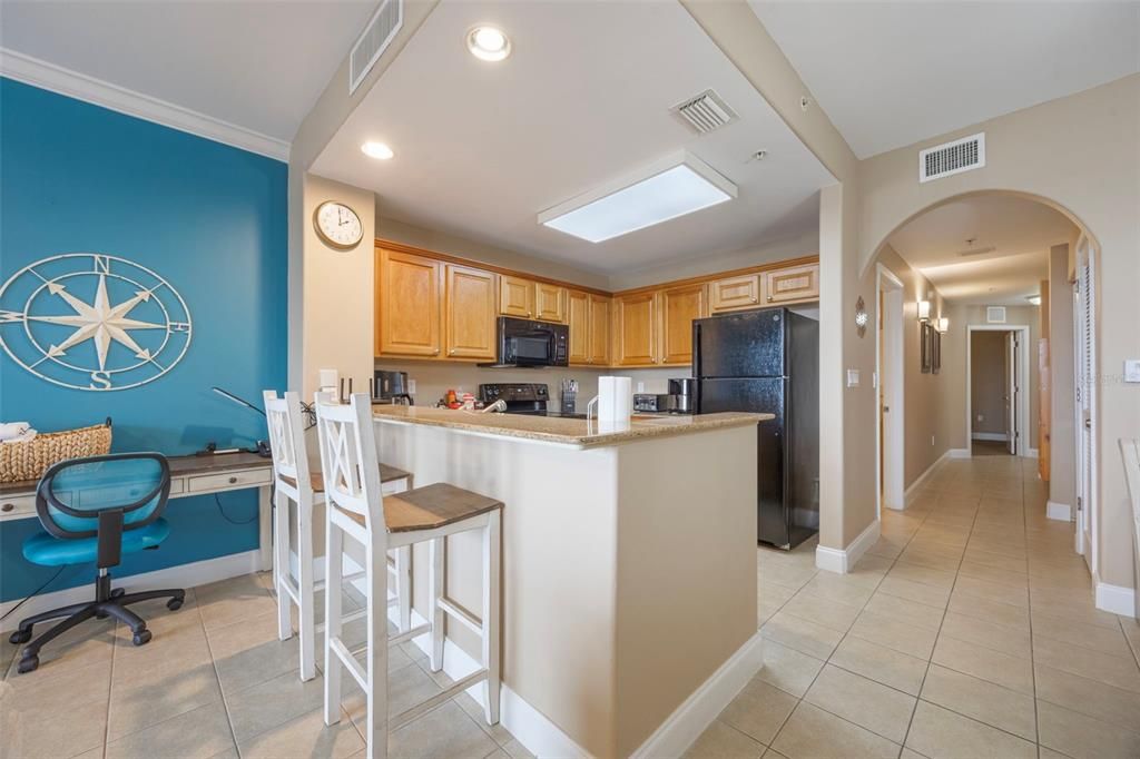 На продажу: $243,500 (1 спален, 2 ванн, 798 Квадратных фут)