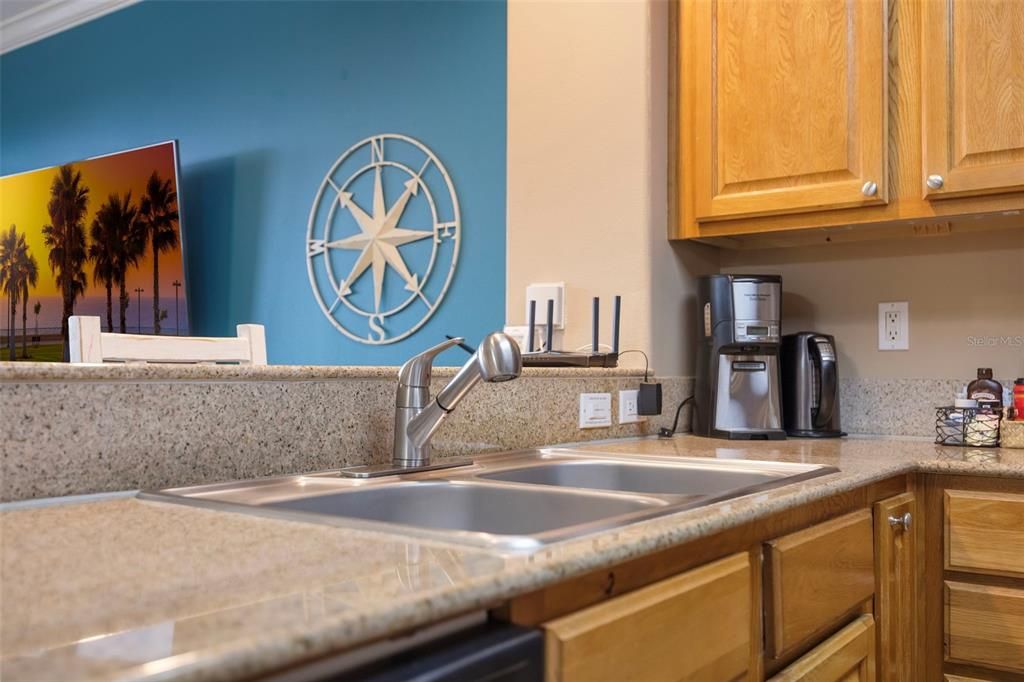 На продажу: $243,500 (1 спален, 2 ванн, 798 Квадратных фут)