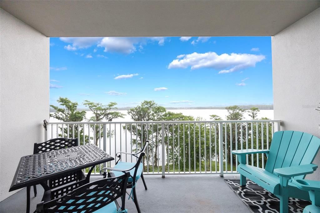 На продажу: $243,500 (1 спален, 2 ванн, 798 Квадратных фут)