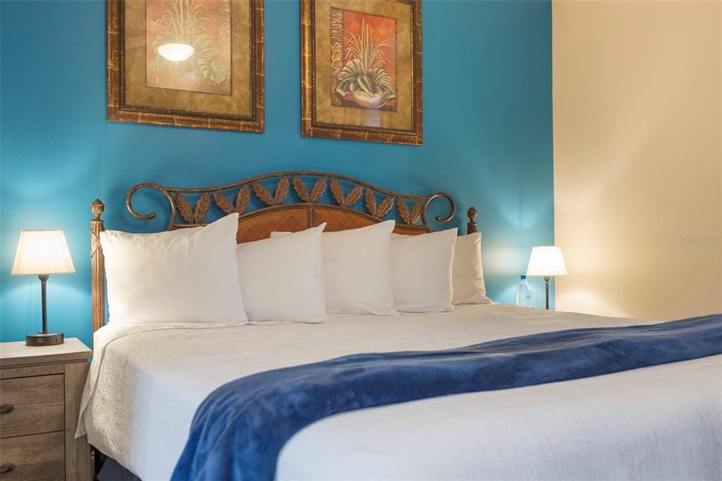 На продажу: $243,500 (1 спален, 2 ванн, 798 Квадратных фут)