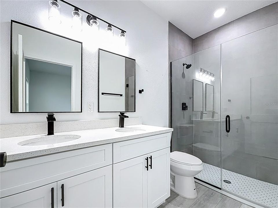 For Sale: $284,000 (4 beds, 2 baths, 1774 Square Feet)