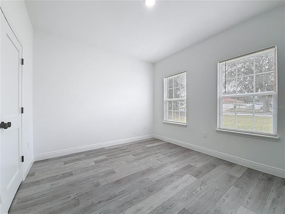 For Sale: $284,000 (4 beds, 2 baths, 1774 Square Feet)