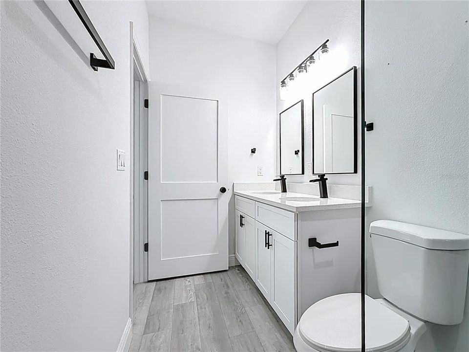 For Sale: $284,000 (4 beds, 2 baths, 1774 Square Feet)