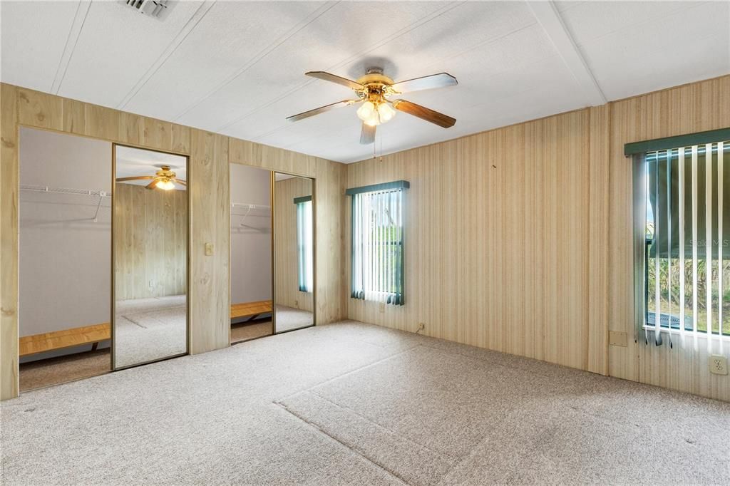 For Sale: $150,000 (2 beds, 2 baths, 1144 Square Feet)