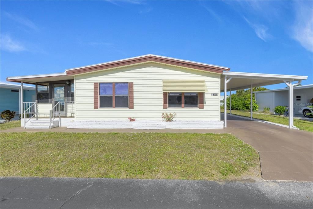 For Sale: $150,000 (2 beds, 2 baths, 1144 Square Feet)