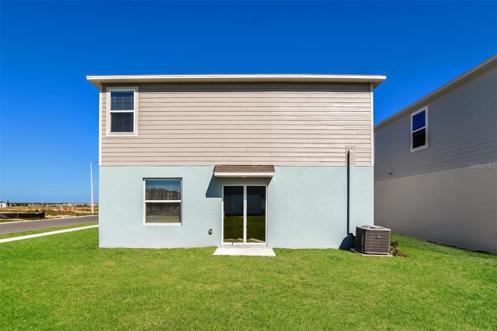 For Rent: $2,045 (5 beds, 2 baths, 2112 Square Feet)