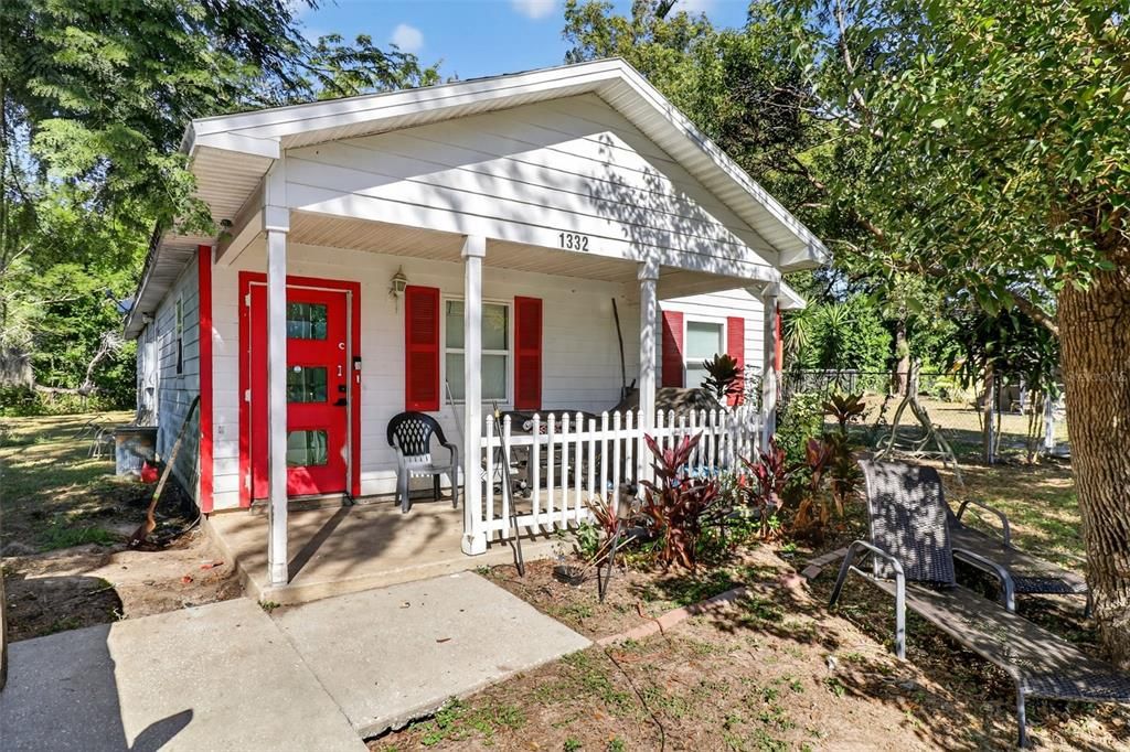 待售: $219,000 (4 贝兹, 2 浴室, 1274 平方英尺)