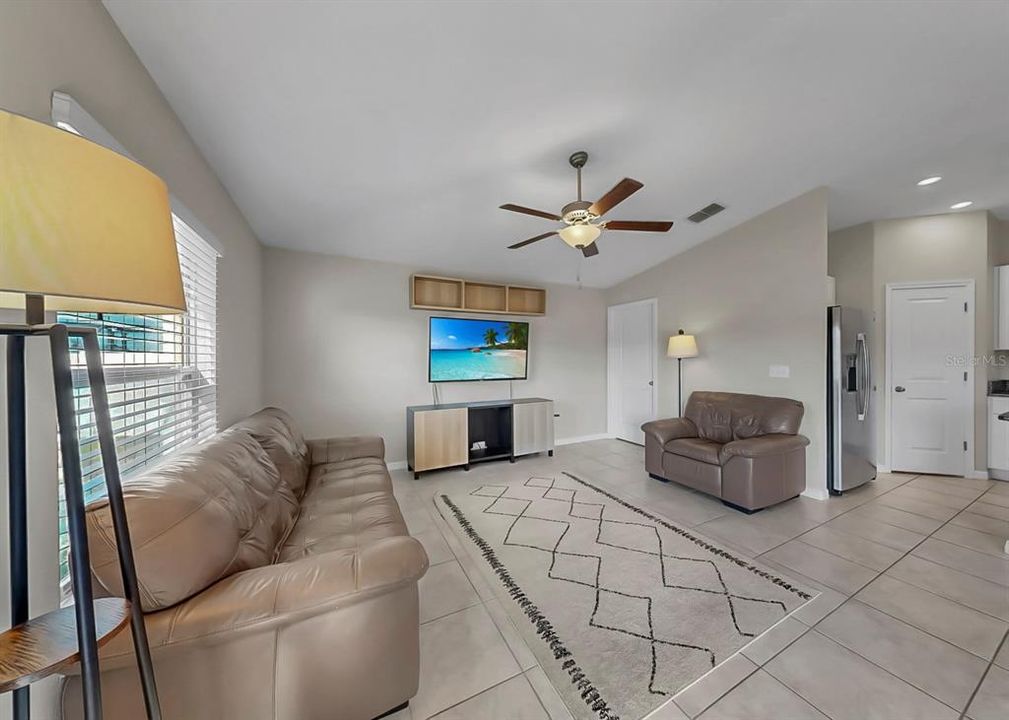 For Sale: $299,000 (3 beds, 2 baths, 1540 Square Feet)