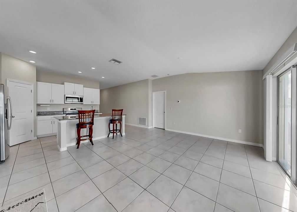 For Sale: $299,000 (3 beds, 2 baths, 1540 Square Feet)