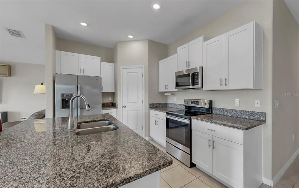 For Sale: $299,000 (3 beds, 2 baths, 1540 Square Feet)