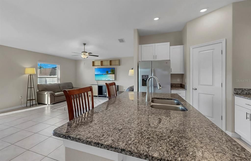 For Sale: $299,000 (3 beds, 2 baths, 1540 Square Feet)