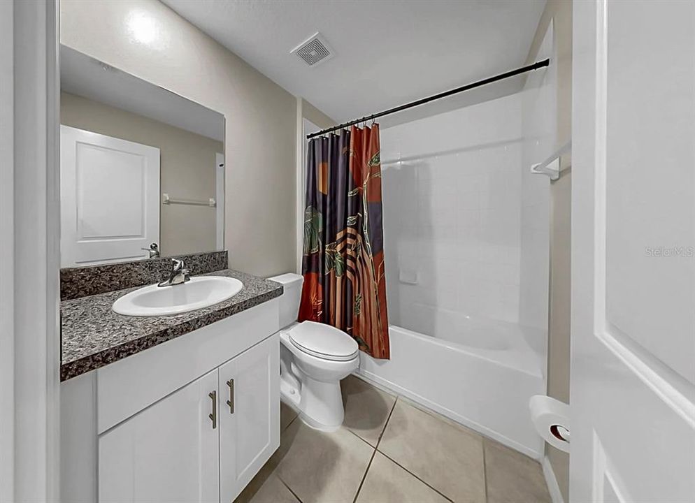 For Sale: $299,000 (3 beds, 2 baths, 1540 Square Feet)