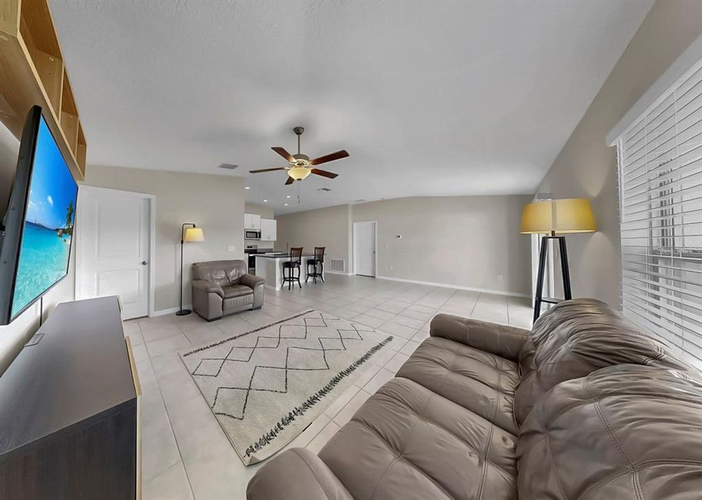 For Sale: $299,000 (3 beds, 2 baths, 1540 Square Feet)