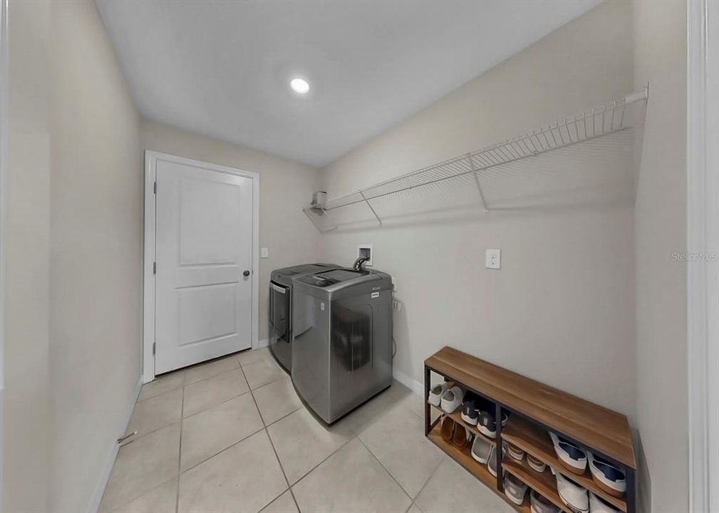 For Sale: $299,000 (3 beds, 2 baths, 1540 Square Feet)