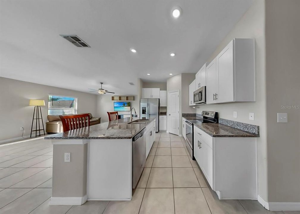 For Sale: $299,000 (3 beds, 2 baths, 1540 Square Feet)