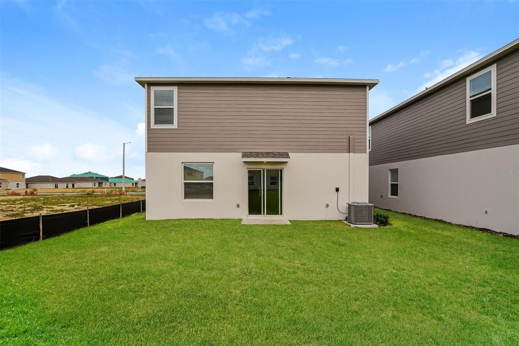 For Rent: $1,995 (5 beds, 2 baths, 2112 Square Feet)