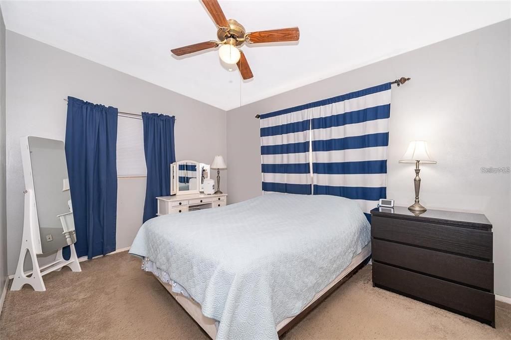 For Rent: $1,780 (3 beds, 1 baths, 1204 Square Feet)