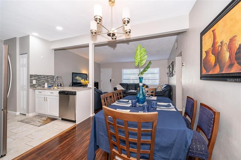 For Rent: $1,780 (3 beds, 1 baths, 1204 Square Feet)