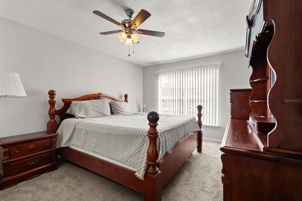 For Sale: $300,000 (4 beds, 2 baths, 2222 Square Feet)