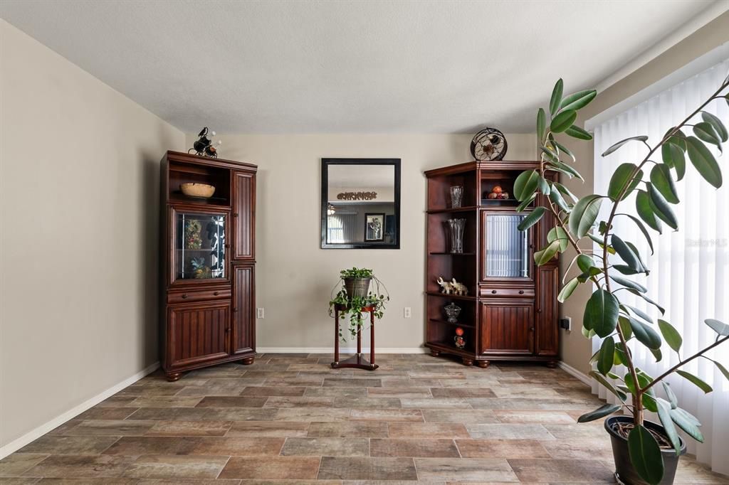 For Sale: $300,000 (4 beds, 2 baths, 2222 Square Feet)