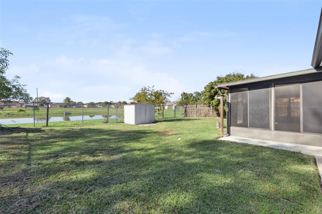 For Sale: $300,000 (3 beds, 1 baths, 934 Square Feet)